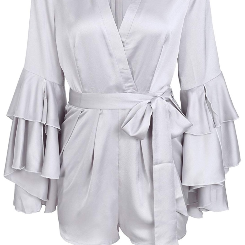 BELLA SILVER BELL FLARE 1PEICE ROMANCE ROMPER
*NWT - Picture 3 of 6
